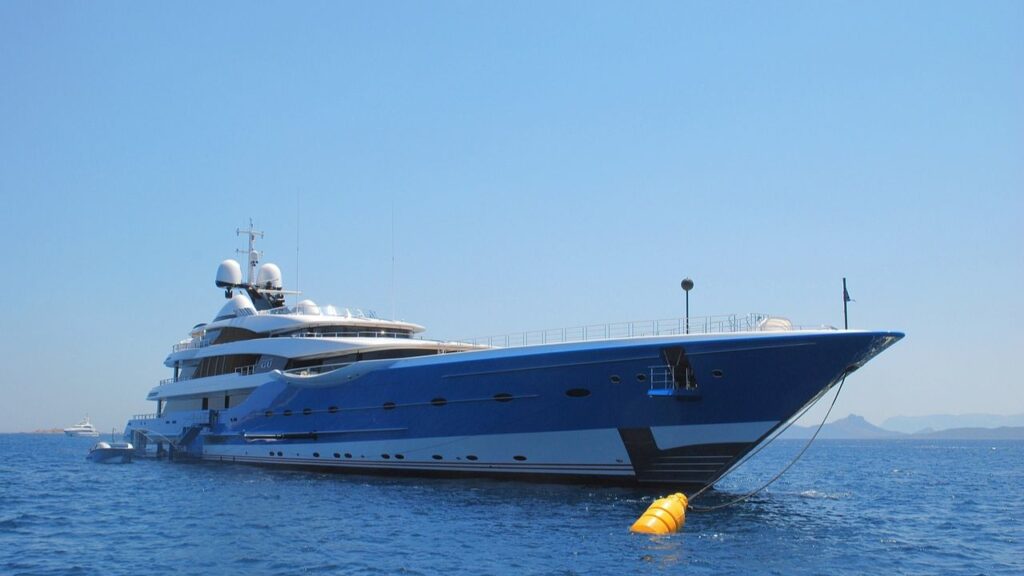 Mega Yacht